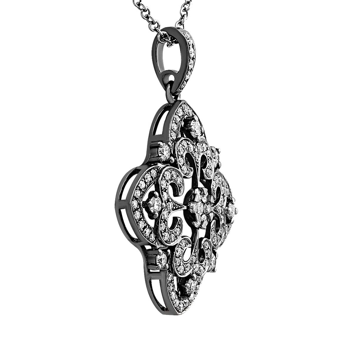 Кулон из чернёного золота с бриллиантами (024329)