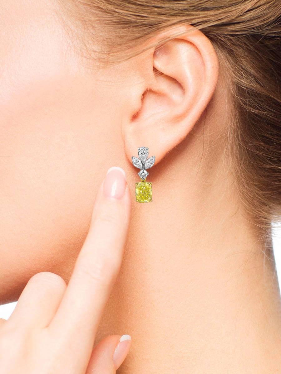 Серьги из белого золота с бриллиантами (059681)