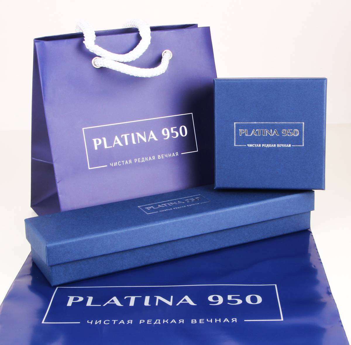 Кулон из платины с сапфиром (054366)