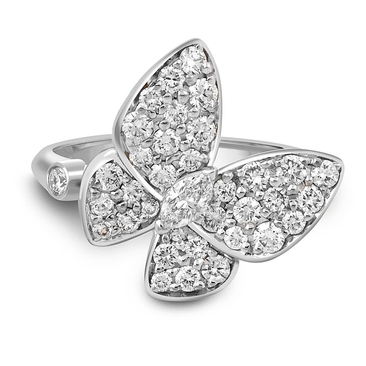 Кольцо из белого золота с бриллиантами 