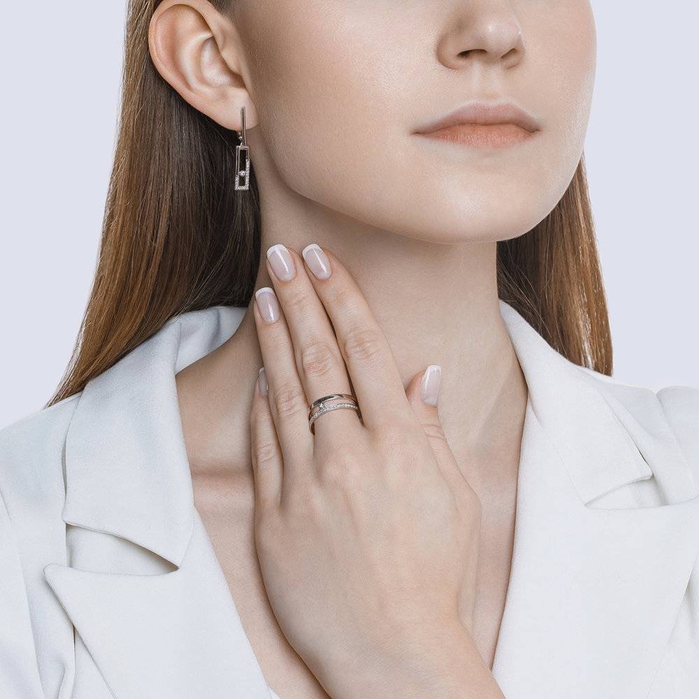 Серьги из белого золота с бриллиантами (042895)