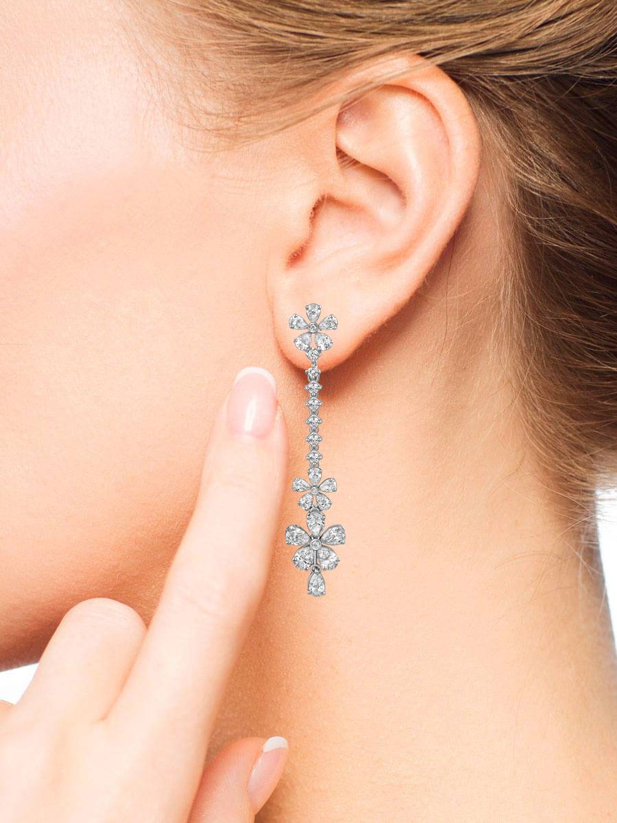 Серьги из белого золота с бриллиантами (051721)