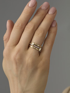Кольцо из жёлтого золота с бриллиантами (061485)