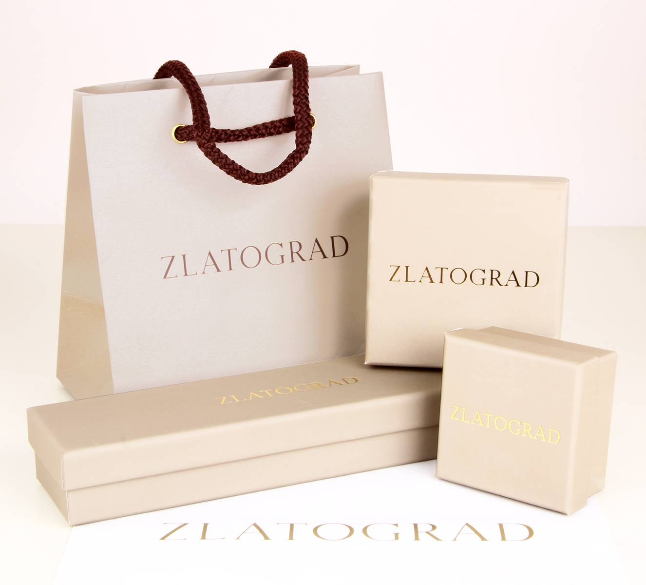 Обручальное кольцо из комбинированного золота с бриллиантами (036226)