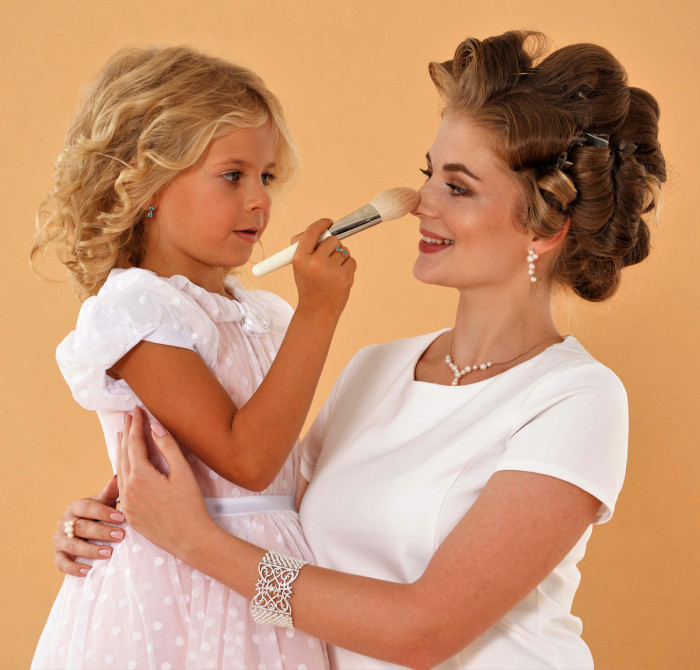 Колье из красного золота с жемчугом (042225)